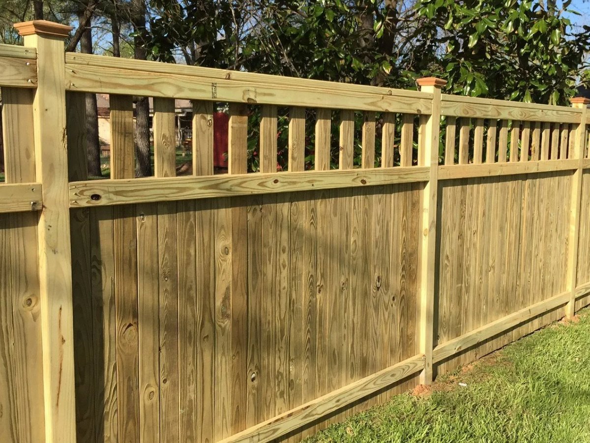 Wood fence styles that are popular in Athens AL
