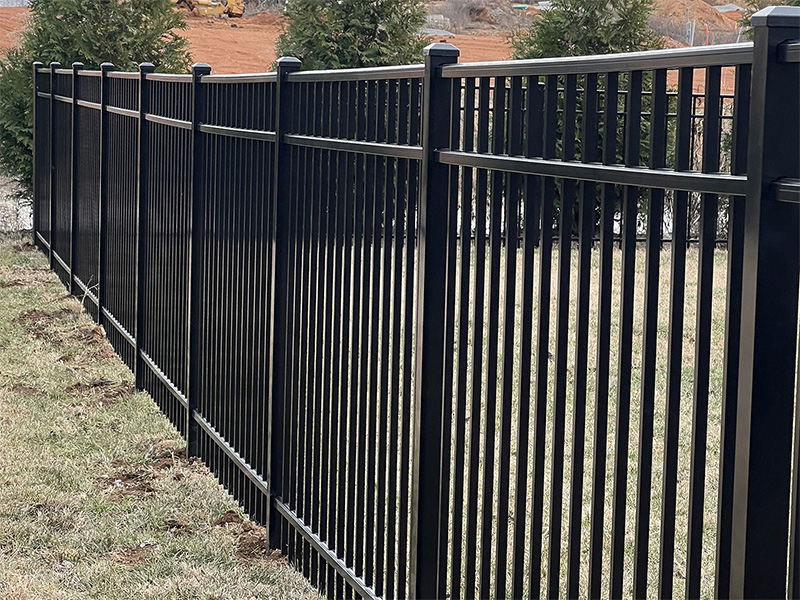Aluminum fence options in the Owens Cross Roads, Alabama area.