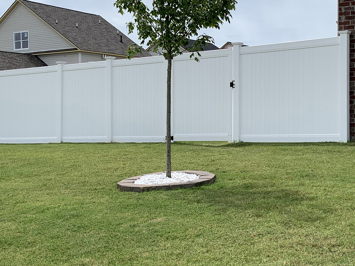 Toney Alabama vinyl privacy fencing