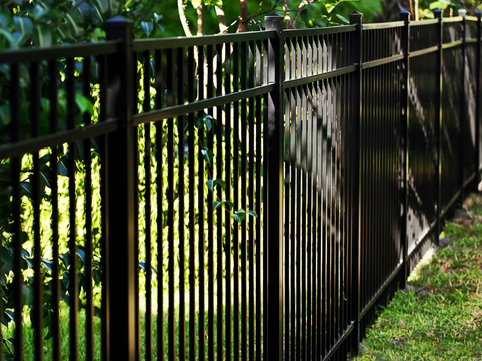 Photo of a Huntsville, AL aluminum fence