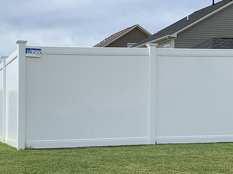 Vinyl fence solutions for the Huntsville Alabama area