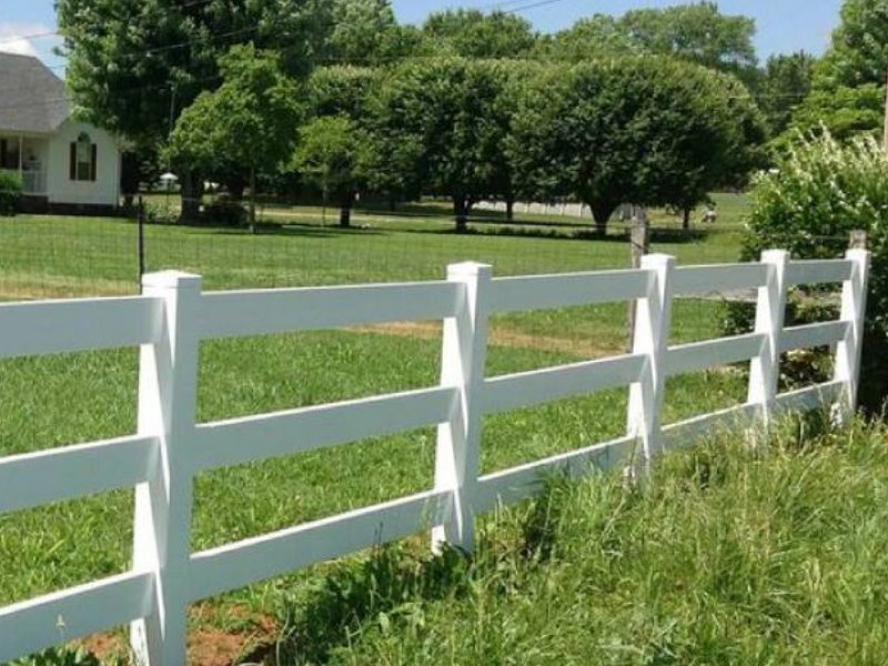 Vinyl Decorative Fencing in Huntsville Alabama