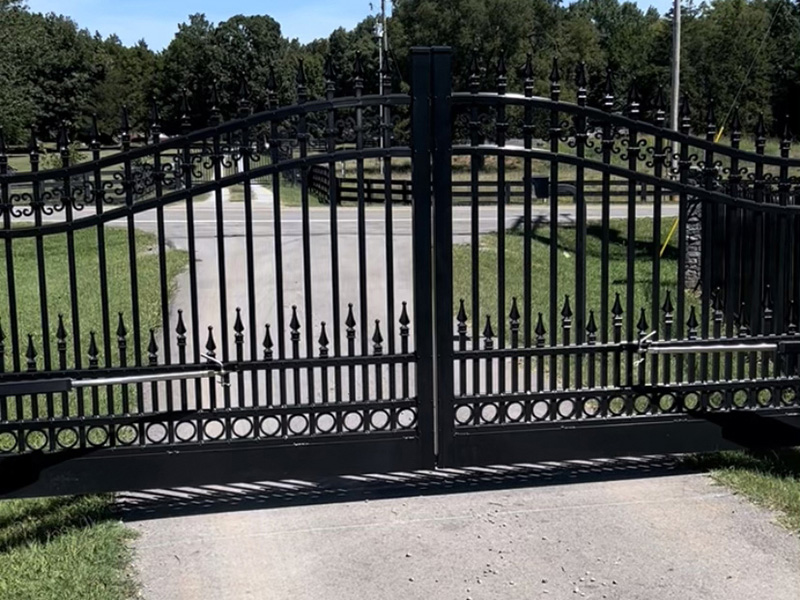 Black residential gate fence company Middle TN
